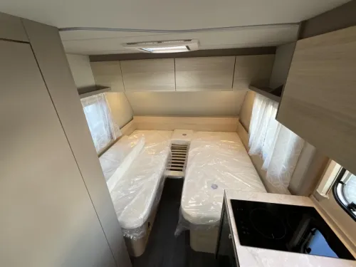 Weinsberg CaraCito 470 EU SINGLE BEDS-AIRCO-MOVER photo: 4