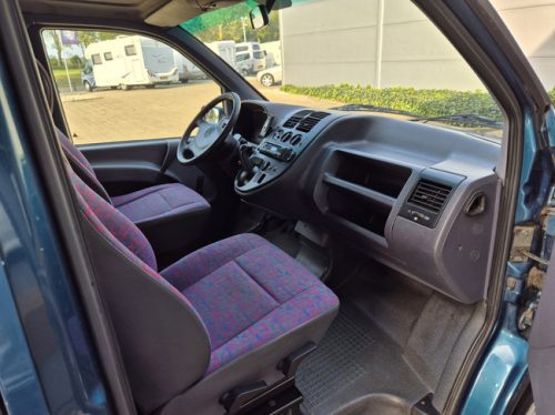 Mercedes-Benz Vito 108 D Amigo photo : 14