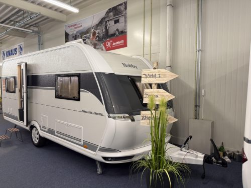 Hobby Excellent Edition 540 UL 1800 kg, aufklappbares Bett Foto: 1