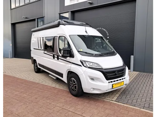 Carado CVE 600 Pop-top roof / solar panel