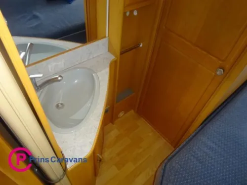 Wilk Blue star 470 Met Frans Bed en Rondzit #NIEUWSTAAT#  foto: 15