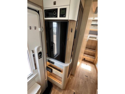 Hymer B-MC T 680 E&P level, Klimaanlage, voll ausgestattet Foto: 11