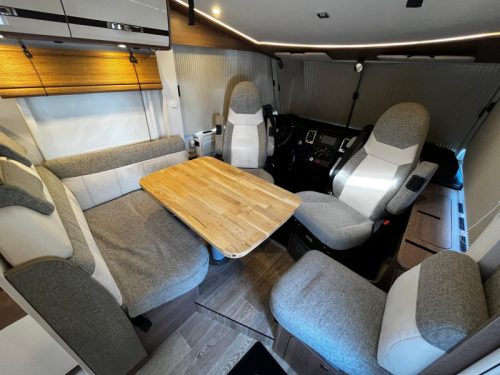 Dethleffs Trend 6757 Motorhome, A-class 4 persons photo: 4