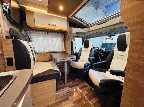 Weinsberg CaraCompact Edition Pepper 600 MEG Single beds! photo: 10