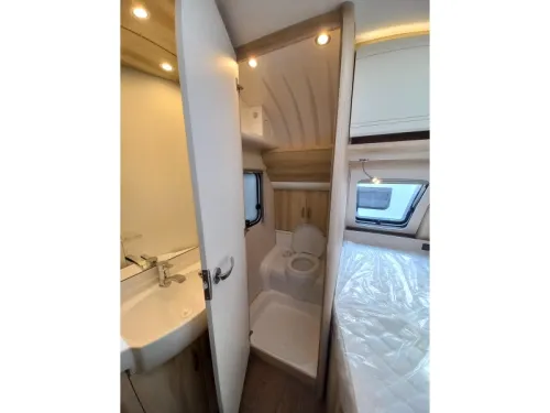 Hobby De Luxe 460 UFE Aktion: Kostenlose Rangierhilfe  Foto: 17