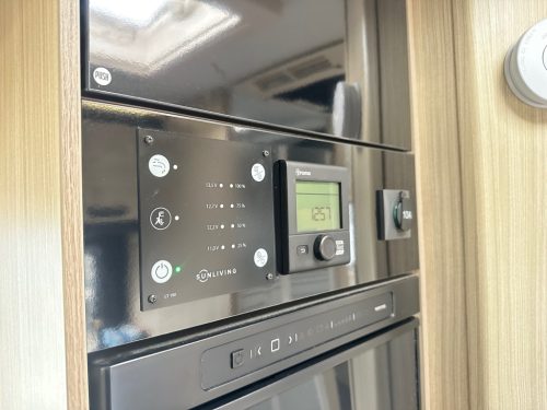 SUN LIVING S-SERIES S 75SC photo: 24
