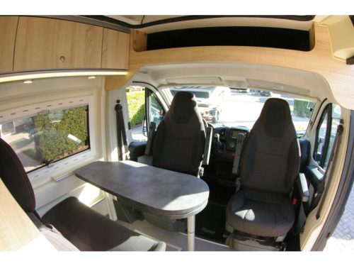 Autocaravana Clever Runner 636 Camas individuales, Techo elevable foto: 9