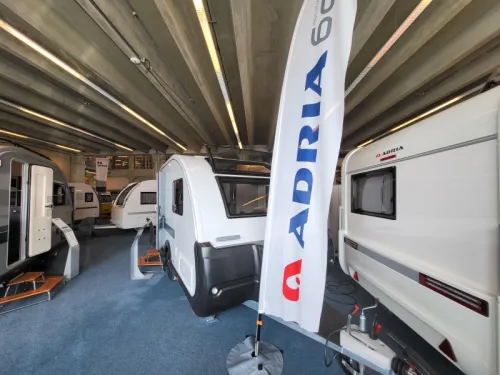 Adria Action 391 LH volledig polyester  foto: 1