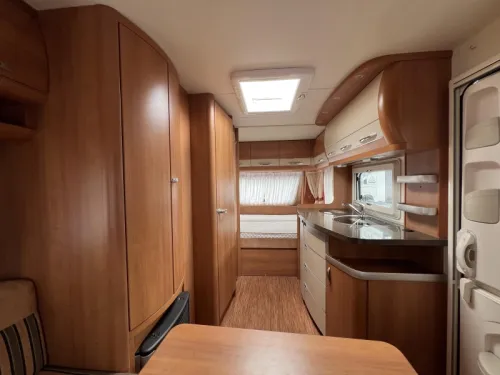 Hobby Excellent 455 UF Truma Mover, Awning  photo: 3