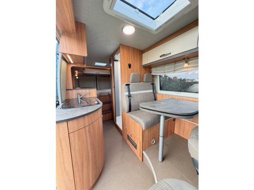 P&ouml;ssl Summit 640 AUTOMAAT / NIEUWE ALLSEASONS / CARPLAY / AUTOMATISCHE AIRCO / DUO CONTROL / 2x CAMPERACCU / LUIFEL foto: 1