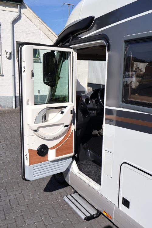 Carthago Chic C-Line I 4.9 LE photo: 6