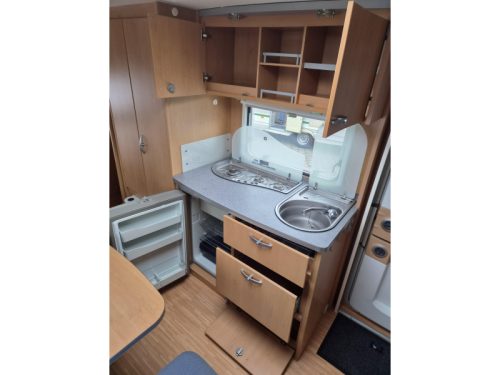 Knaus Sudwind 550 FSK - Mover - Aire acondicionado - Avanc&eacute;  foto: 10