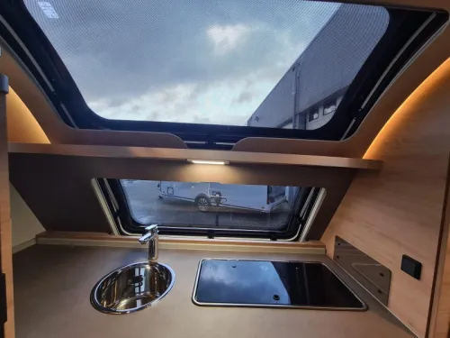 Knaus Sudwind 60 Years 500 PF Nouveau 2025, Toit panoramique ! photo : 9