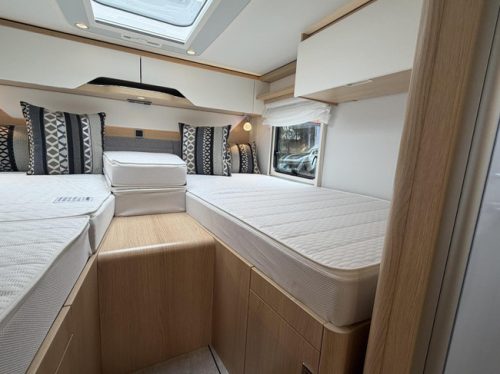 Hymer B-MC I 680 Blackline Einzelbetten Markise Lithium Anh&auml;ngerkupplung Foto: 22