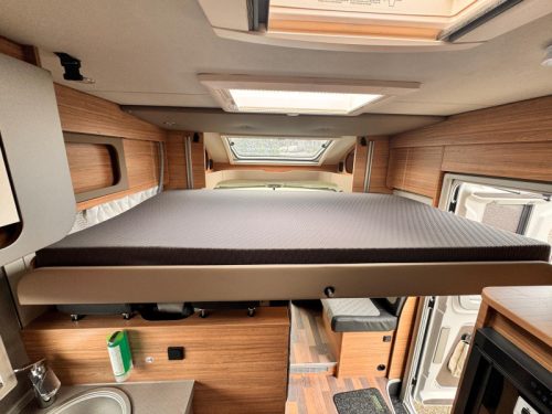 Weinsberg CaraSuite 700 ME 180pk|autom|NAVi|smart TV  Foto: 18