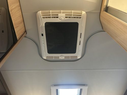 Knaus Sky Wave Airco 230V, Solarmodul  Foto: 16