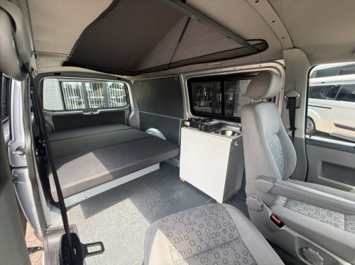 Volkswagen transporter van conversion TDI 131 hp original NL car NAP logical air conditioning cruise control pop-top roof 2 berths towbar photo: 8