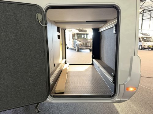 Adria Compact Supreme DL automatic / single beds photo: 16