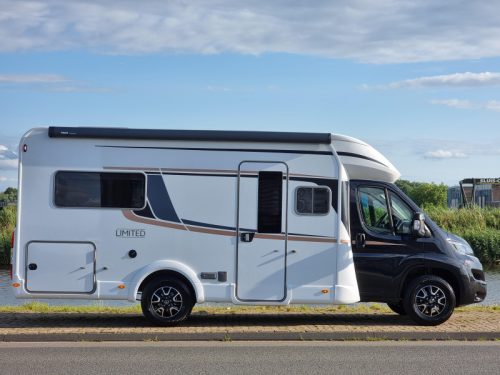 B&uuml;rstner Limited T 660 photo: 1