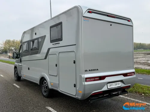 Adria Compact DL 60 years L&auml;ngsbetten | Automatik Foto: 3