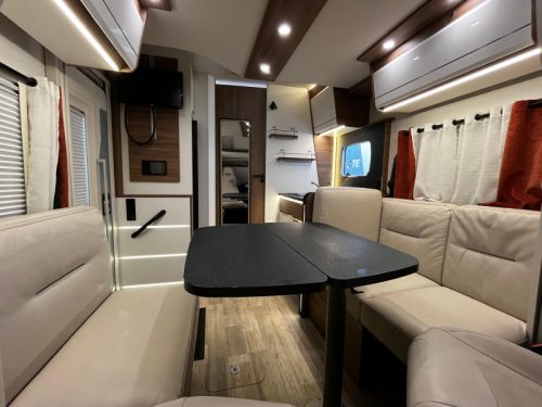 Pilote P 726 FC Camper, Queensbett Foto: 5