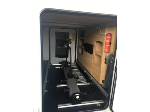 Adria SONIC SUPREME 700DL 161 HP AUTOMATIC ONLY 11,366 KM MANY OPTIONS SOLAR AIR CONDITIONING 16 INCH RIMS SINGLE BEDS POP-TOP ROOF photo: 4