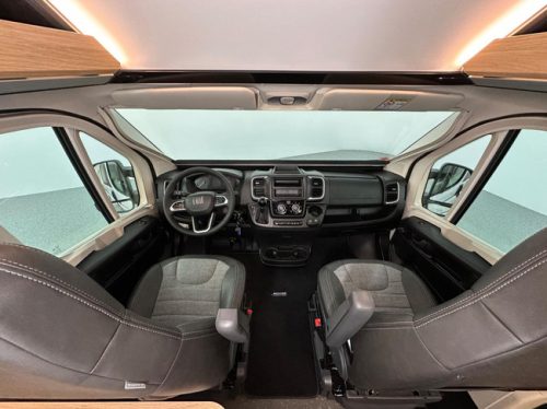 Adria Twin 640 SGX Foto: 9