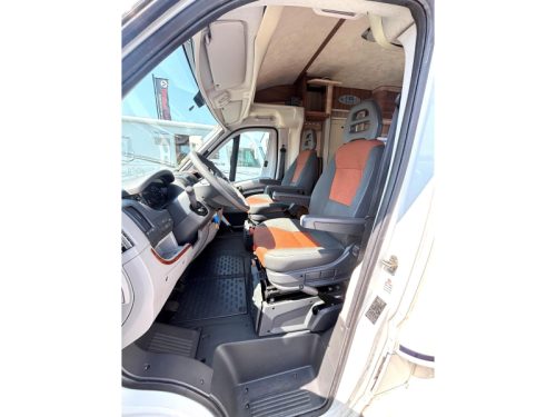 McLouis Glamys 72 Queensbed/2011/Euro4/6.7M photo: 16