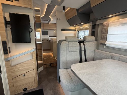 Dethleffs Pulse Classic GT T7051 EB 150HP Single Beds Pop-top roof 2X Air Conditioning Awning Lift-Bike Rack photo: 9