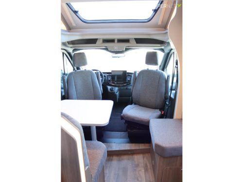 Carado T447 Edition 26 165hp Automatic | Single beds | Awning | Pop-up bed | Separate shower | Bike rack | 12'' Ford multimedia system photo: 8