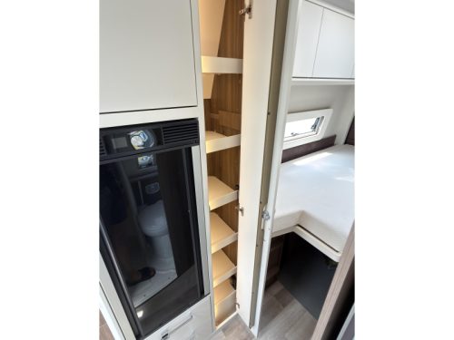 Kabe Travel Master Van 4x4 Single beds photo: 18