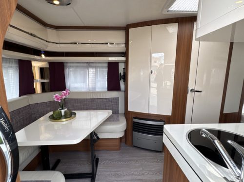 Hobby Excellent 495 UL with single beds **Mover/ATC/1st owner/Very neat caravan** photo: 1