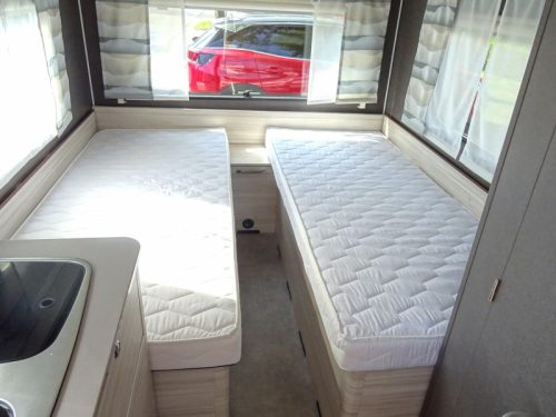Dethleffs C'Joy 460 LE sehr gepflegter Wohnwagen Foto: 11