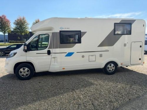 Sun Living S 70 SL low mileage photo: 4