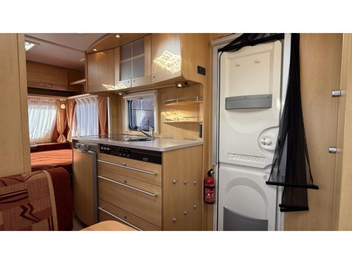 Dethleffs Camper 440 DB Querbett Sitztoilette Foto: 6