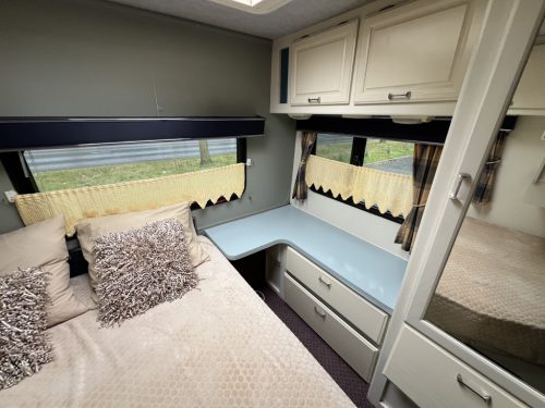 Ford Travelmaster V8 AMERIKAAN FRANSBED+ALKOOF+RONDZIT AIRCO foto: 19