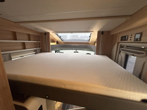 Knaus Sky Wave Aire acondicionado 230V, panel solar foto: 15