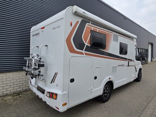 Weinsberg CARACOMPACT 600 MEG PEPPER 163 HP ONLY 47,451 KM !! TV + SATELLITE SINGLE BEDS CRUISE CONTROL THULE BIKE RACK WITH LIFT photo: 4