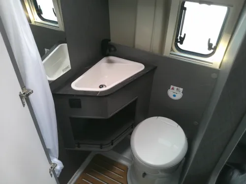 Etrusco CV 600 SB 6 meter single beds photo: 9