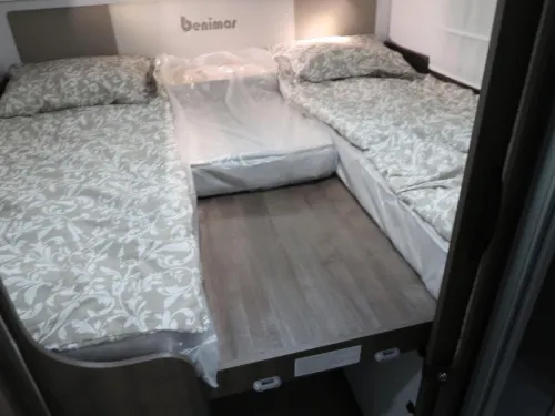 Benimar Cocoon 468 FACE TO FACE  foto: 17