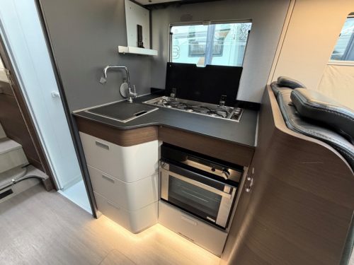 Adria Coral Supreme 670 SL LEVEL/AIRCO/ALDE photo: 4