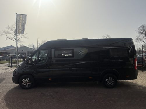Karmann dexter 625 automatic 150 hp camper van length beds air conditioning leather awning tow bar alloy wheels 16 inch remis pleated blinds photo: 6