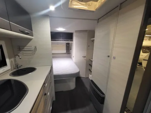 Caravelair Artica 465 Rangierhilfe, Vorzelt, Markise  Foto: 9