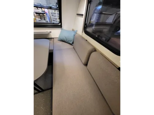 Adria Action Sport 391 LH 'Off-road' und komplett Foto: 16