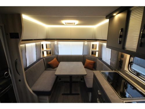 Hobby De Luxe 540 UL Single beds & dinette! photo: 10