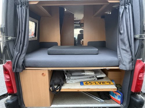 P&ouml;ssl TJL Mobile Festbett, Markise, R&uuml;ckfahrkamera Foto: 6