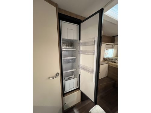 B&uuml;rstner Premio Life 425 TS photo: 7