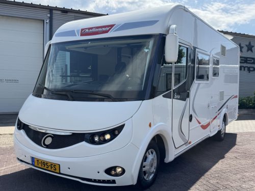 Challenger Sirius 2098 Queensbed-Hefbed-2X Airco photo: 1