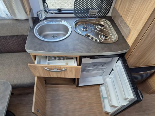 Eriba Nova Light 470 Single beds - Awning  photo: 10