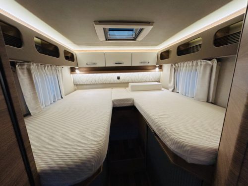 Weinsberg CaraCompact Edition Pepper 600 MEG Single beds! photo: 16